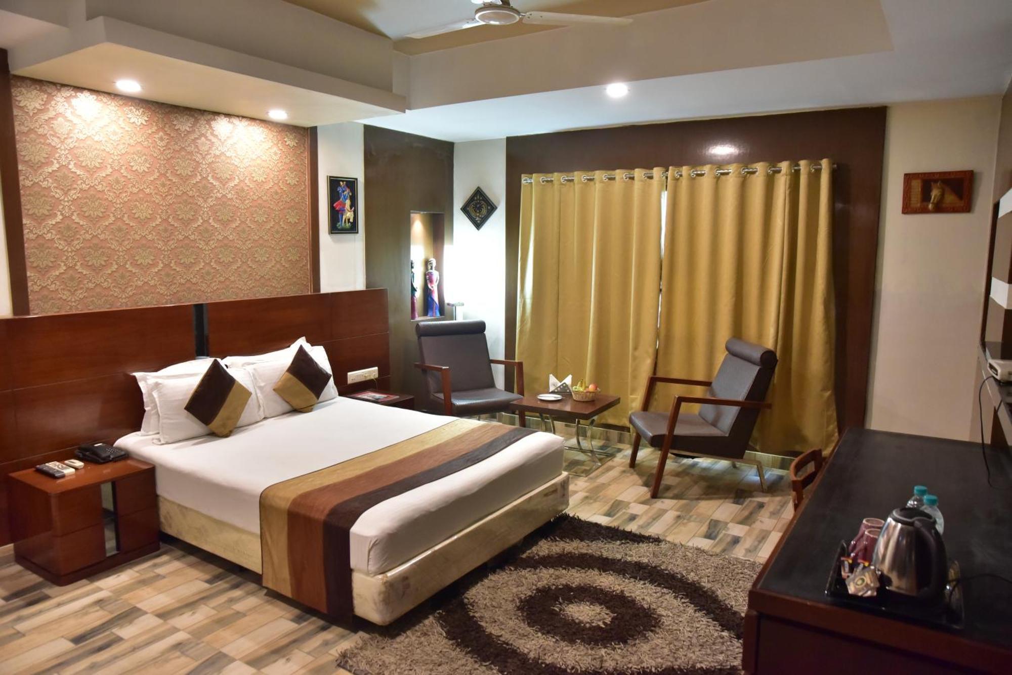 Hotel Ambassador Chocolate Inn Kalyani Екстер'єр фото