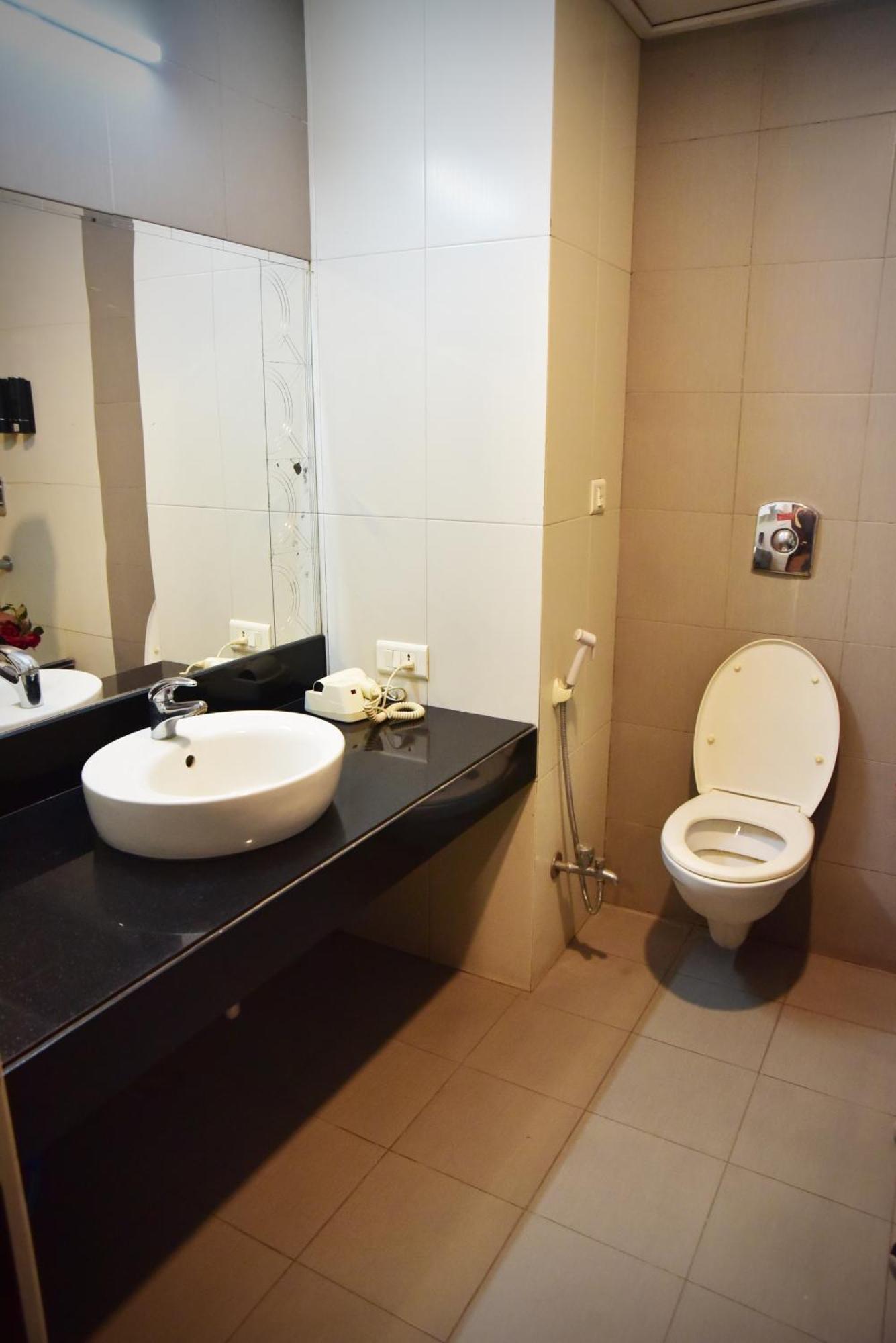 Hotel Ambassador Chocolate Inn Kalyani Екстер'єр фото